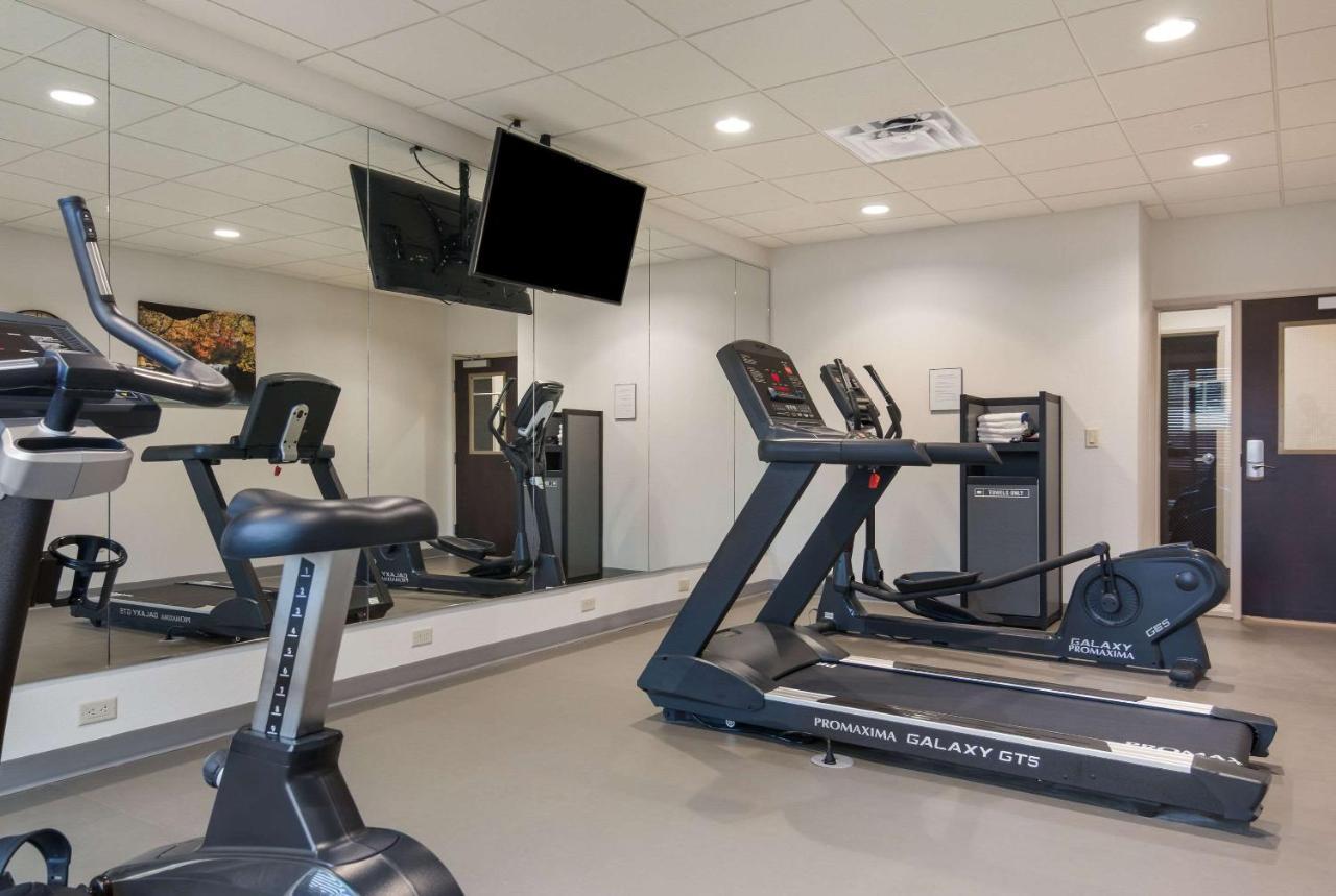 Mainstay Suites East Camden エクステリア 写真