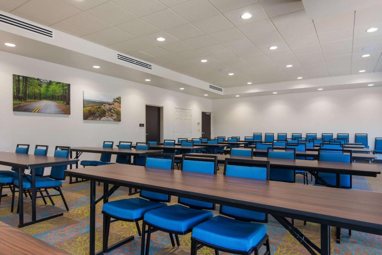 Mainstay Suites East Camden エクステリア 写真